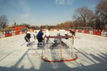 Хоккейная площадка в Парке Горького :: Афиша :: Мосгорпарк